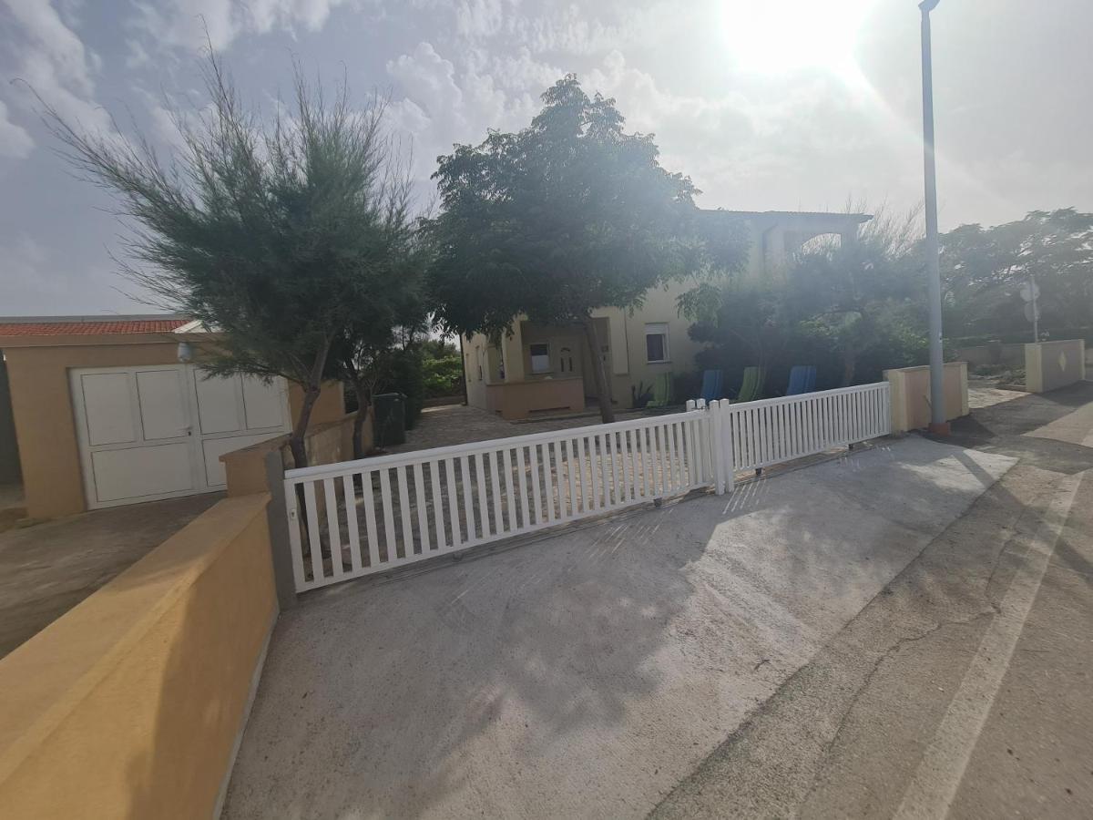 Apartman ˝Abaza˝ Vir Exterior photo
