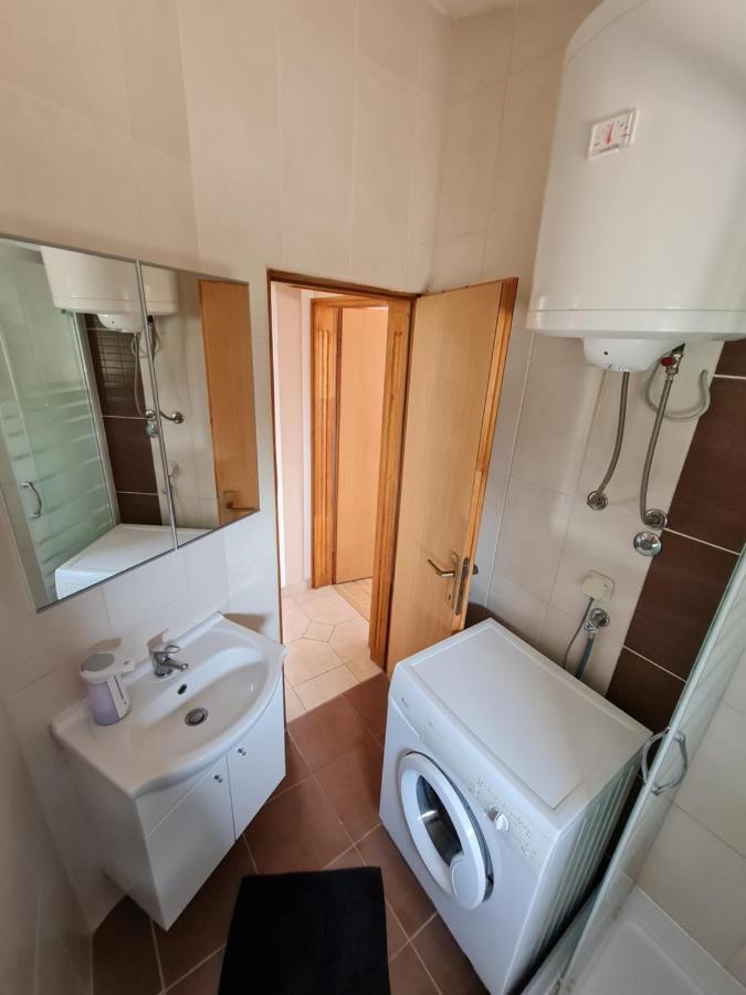Apartman ˝Abaza˝ Vir Exterior photo